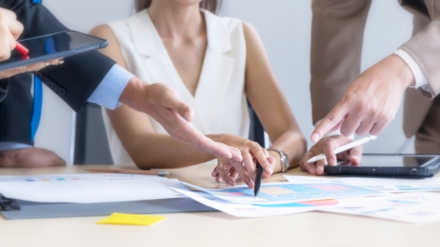 仕事を取り巻く男女間意識調査