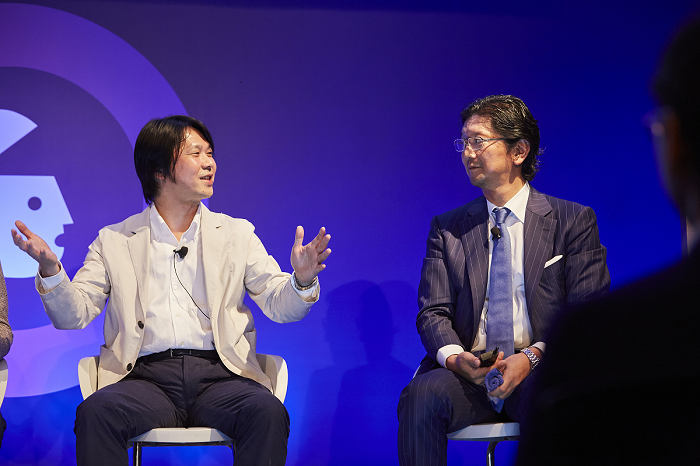 （左から）博報堂・博報堂ＤＹメディアパートナーズ 執行役員 安藤元博、アドバタイジングウィーク・アジア　エグゼクティブプロデューサー・イグナイト　代表取締役社長 笠松 良彦氏