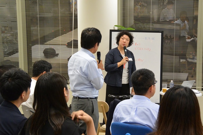 参加者からは活発に意見が述べられました。